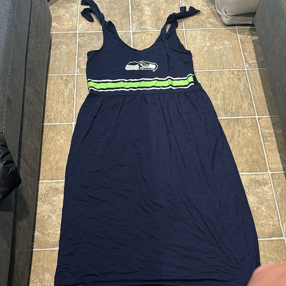 Women’s Seattle Seahawks Maxi Dress Lg